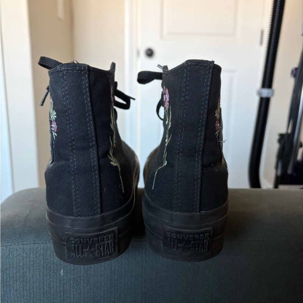 Custom Platform Chuck Taylor Allstars - Picture 4 of 7